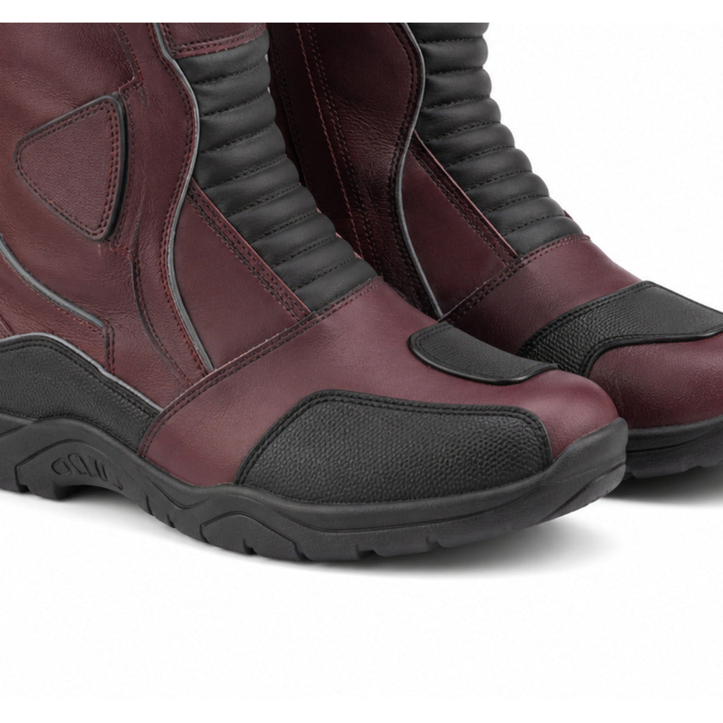 BurgundyRoad touring motorcycle boots toe heel and touring sole detail