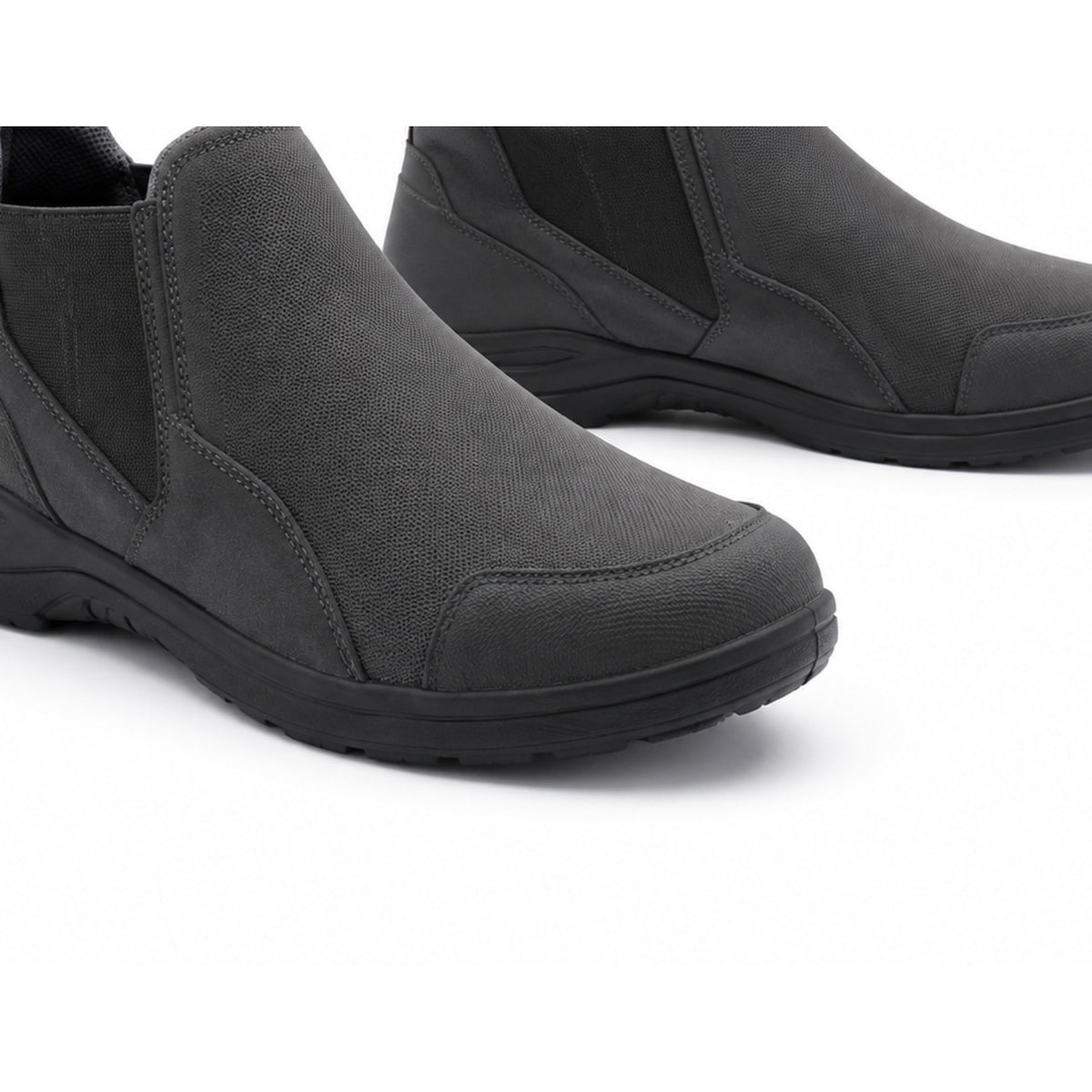 Graphite Link Slip-On Motorcycle Riding Shoes – toe sole detail in Graphite / Smoke Gray