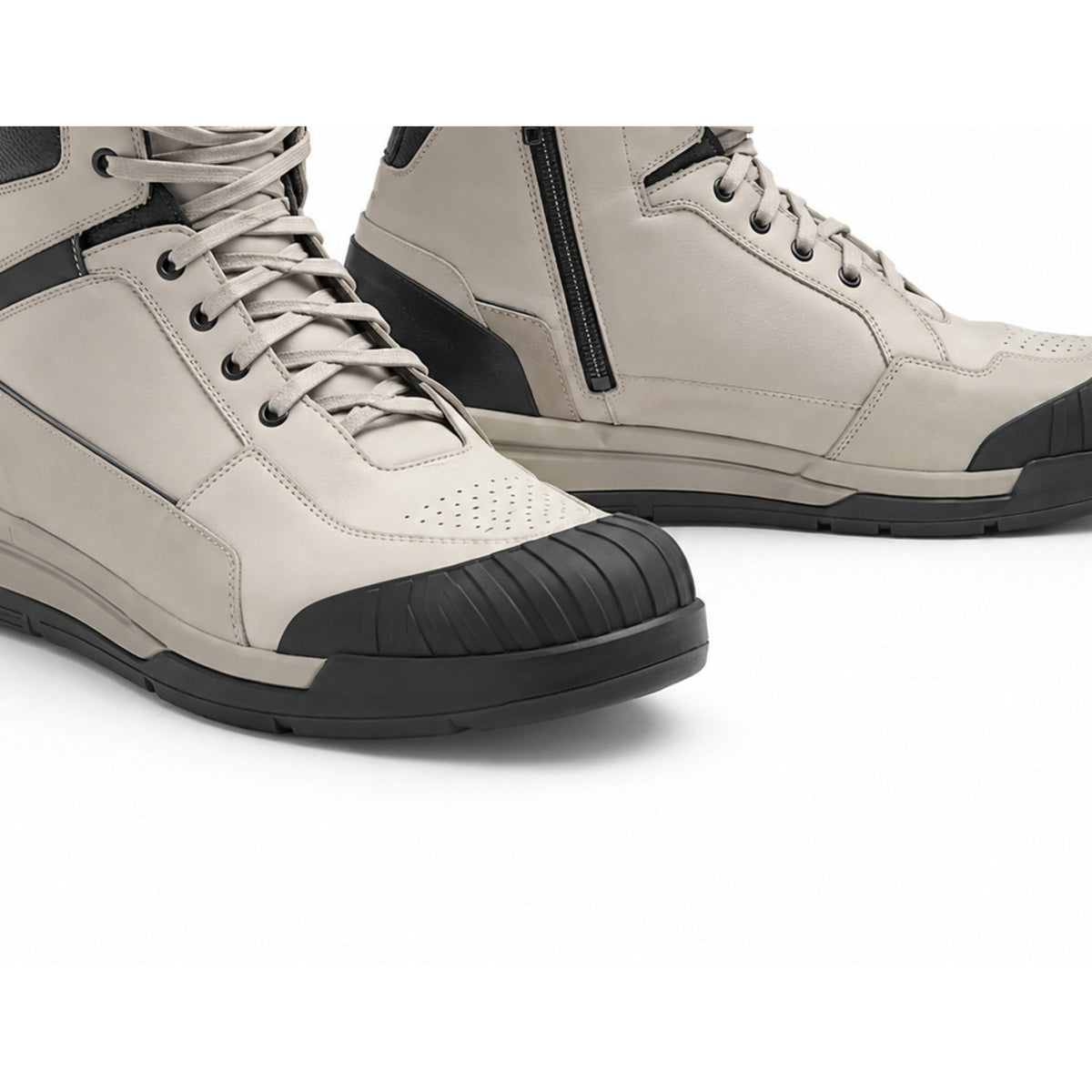 Ivory Apex High-Top Motorcycle Riding Shoes – toe sole detail in Warm Ivory / Black