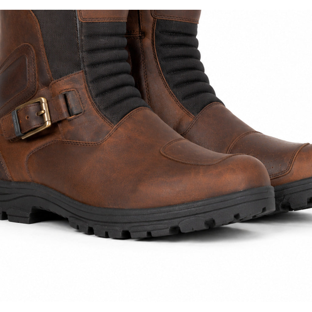 IvoryTransit touring motorcycle boots toe heel and touring sole detail