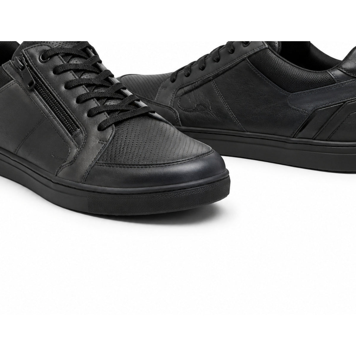 MetroShift Black Low-Top Motorcycle Riding Shoes – toe sole detail in Matte Black / Graphite