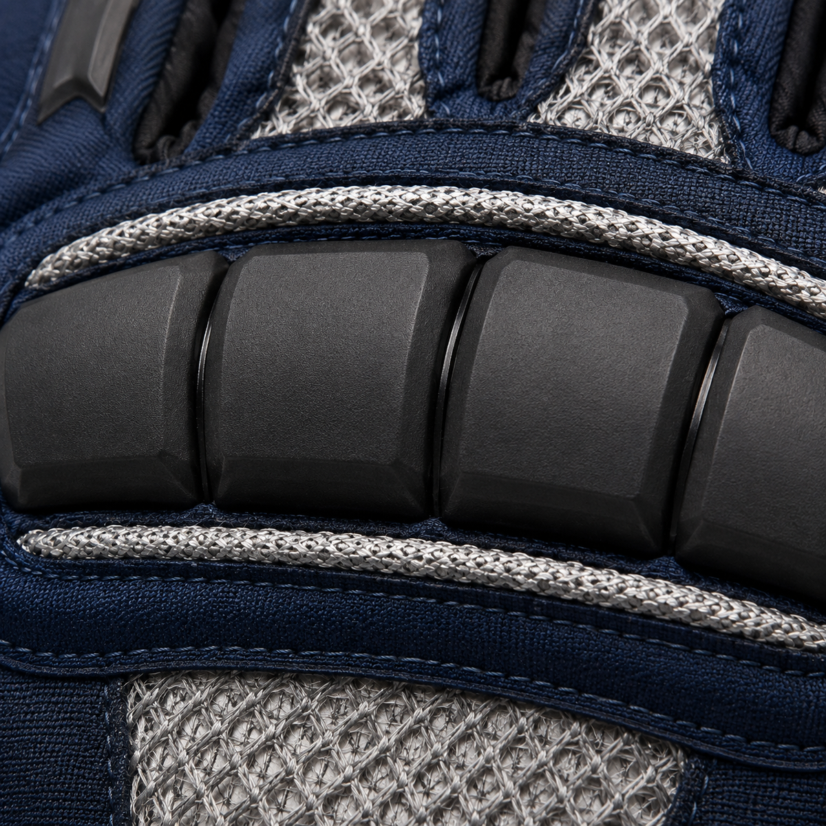 Close-up of TourVent segmented knuckle bar and diamond airflow mesh